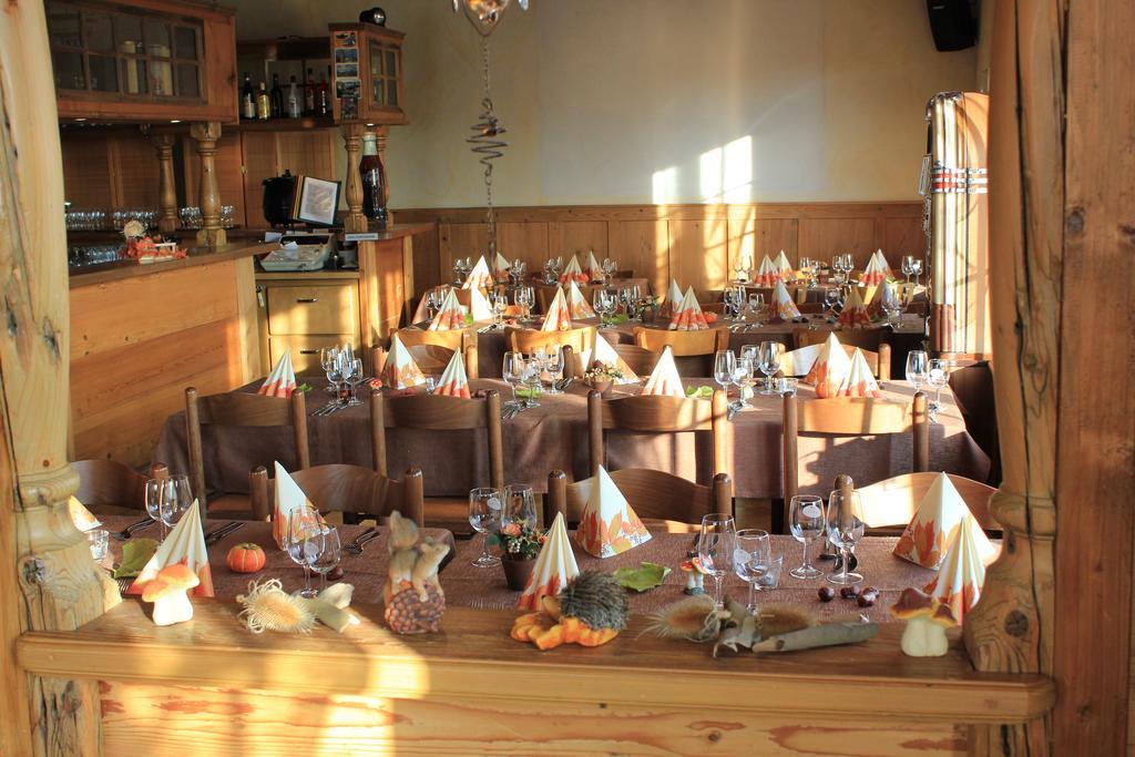 Hotel Restaurant Jura Kerzers Bagian luar foto